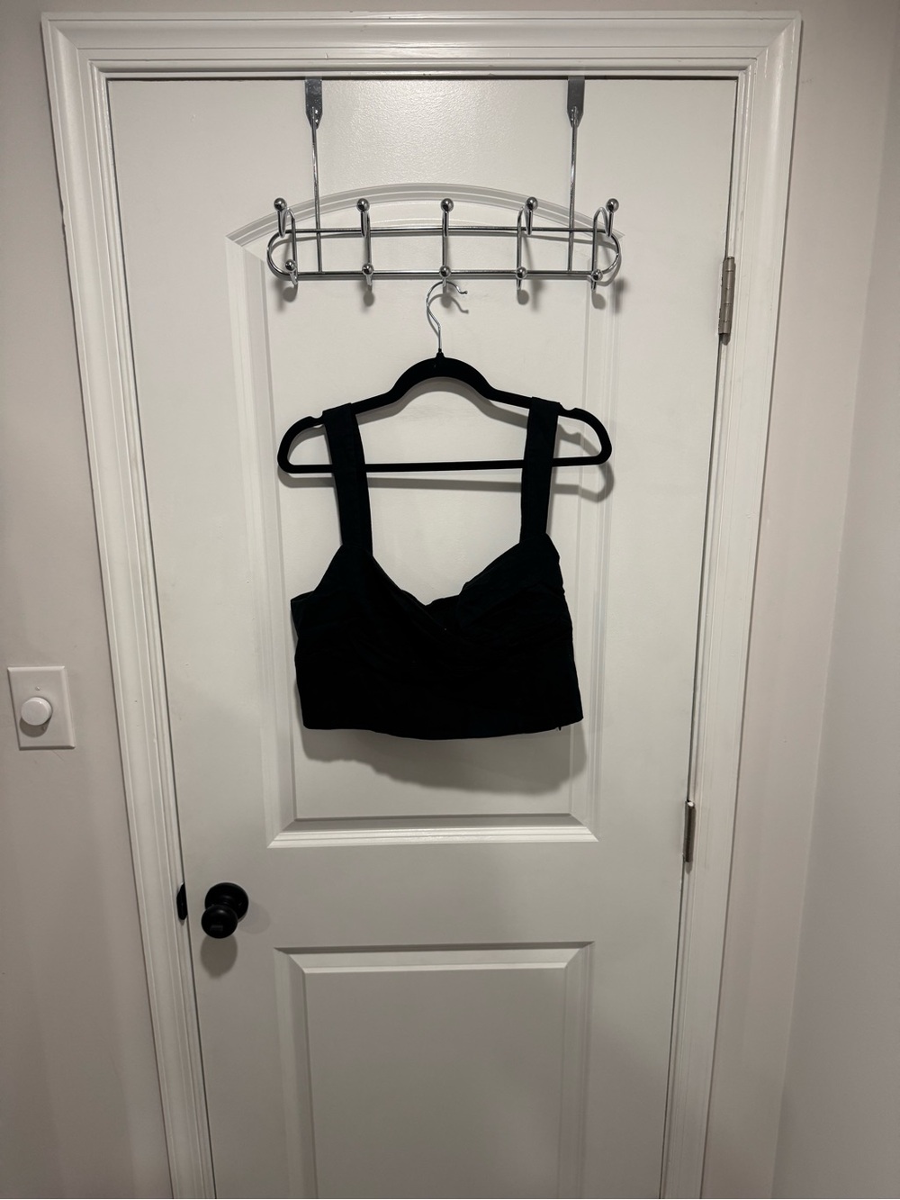 Banana Republic Black Cropped Tank, Pleated design on front